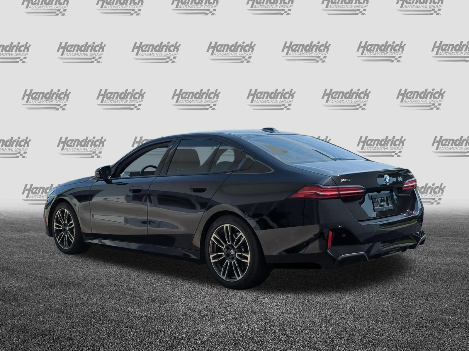 Used 2024 BMW 530i xDrive w/ Executive Package AWD/4WD image 8