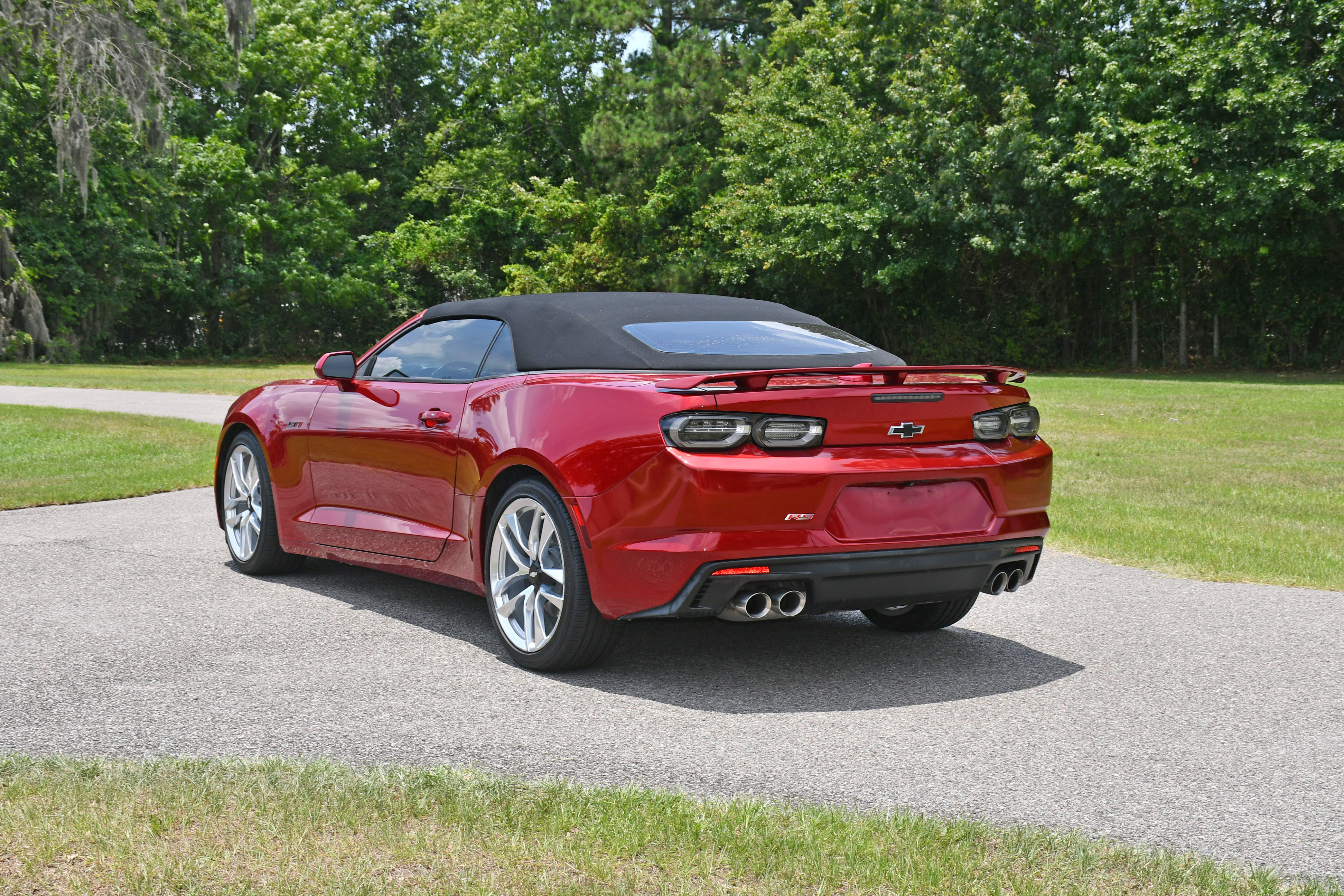 Used 2022 Chevrolet Camaro LT w/ RS Package RWD image 3