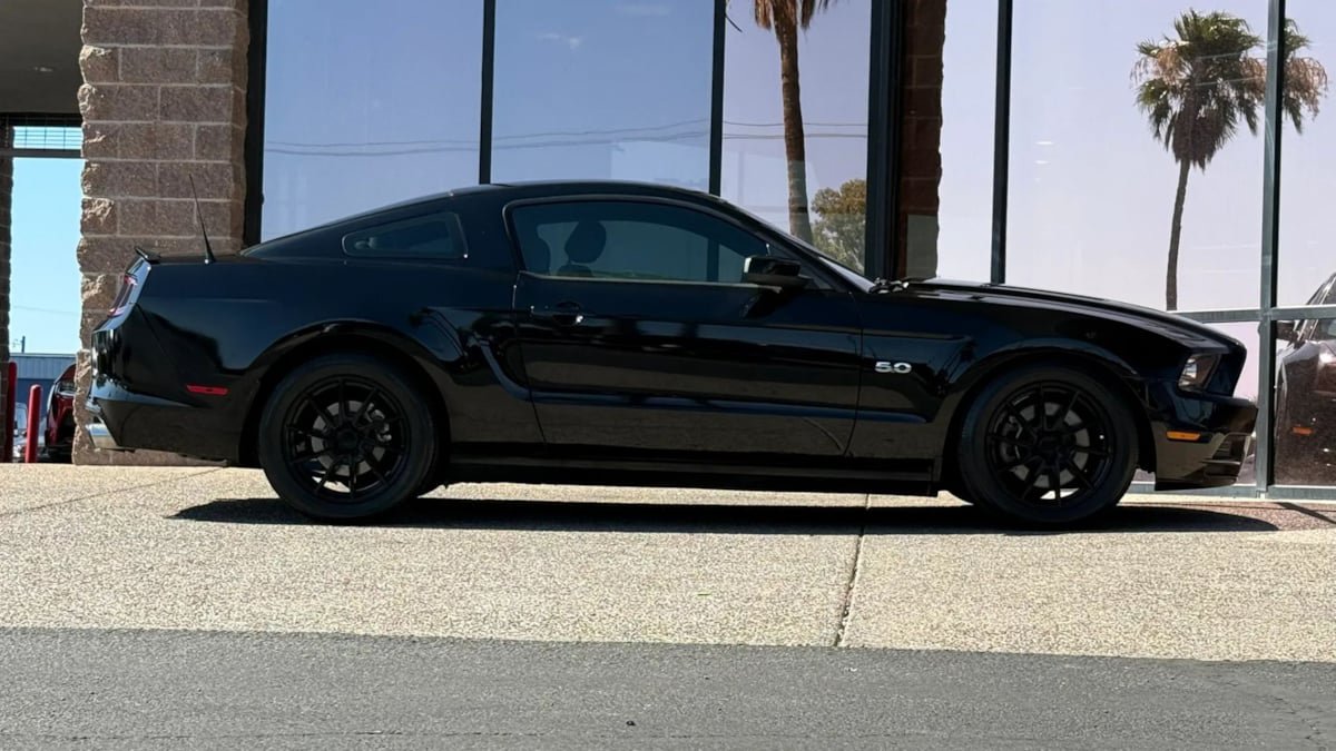 Used 2014 Ford Mustang GT w/ Equipment Group 301A RWD image 15