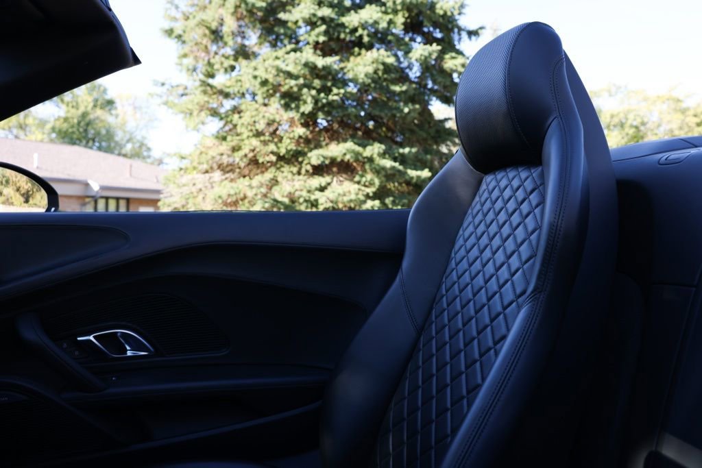 Used 2018 Audi R8 V10 plus image 11