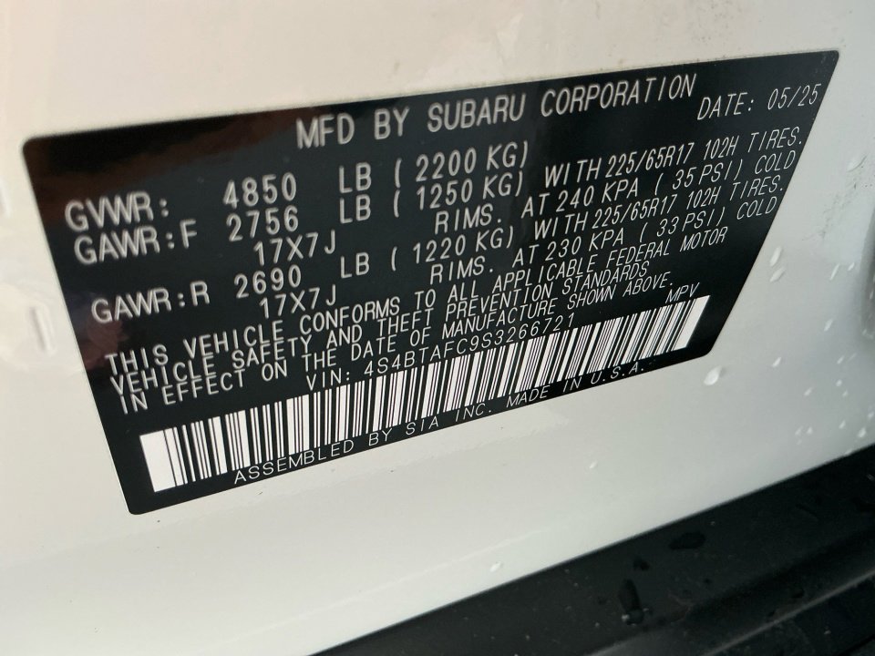 Certified 2025 Subaru Outback Premium w/ Popular Package #1A AWD/4WD image 38