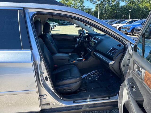 Used 2017 Subaru Outback 2.5i Limited AWD/4WD image 10