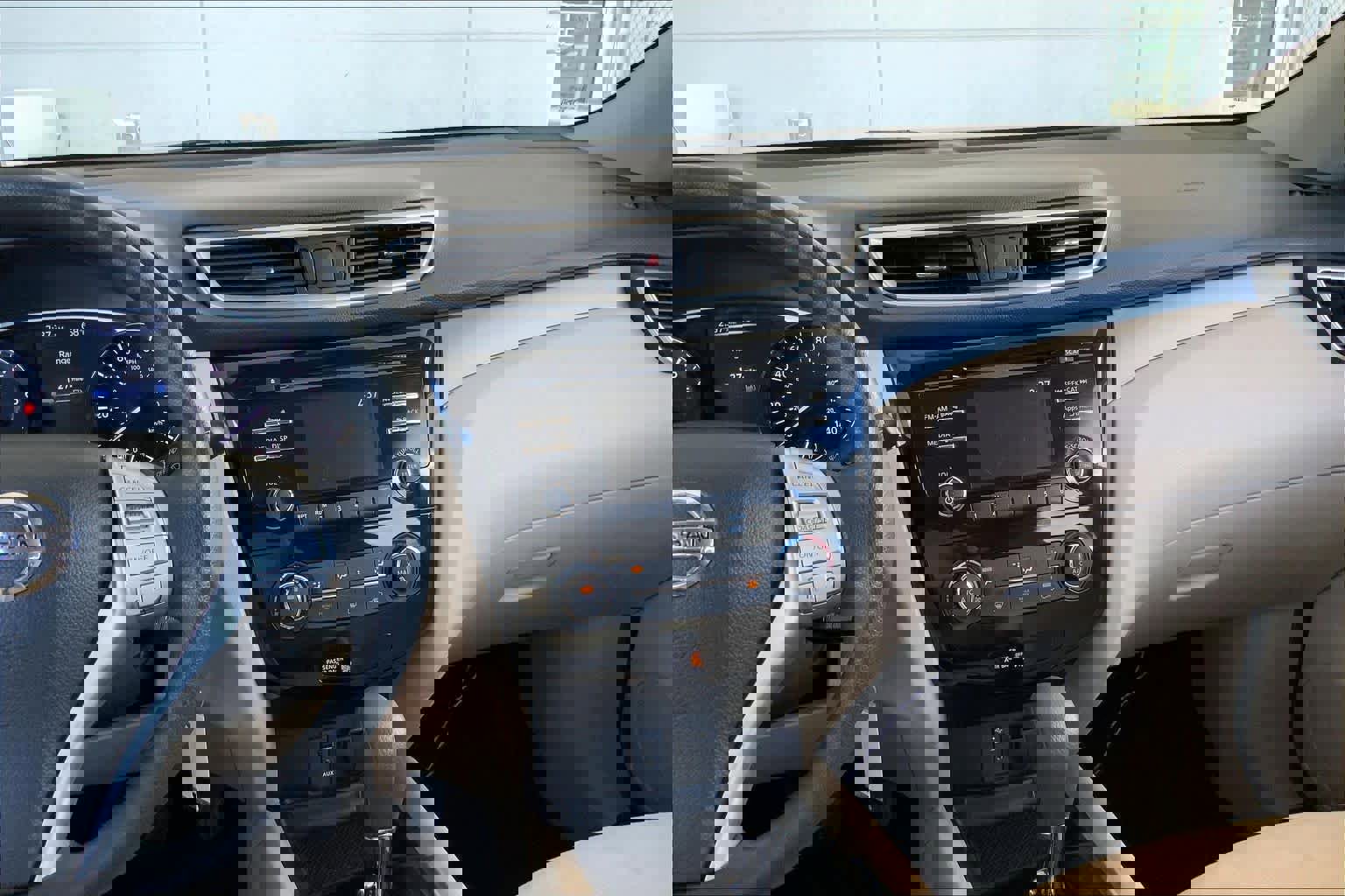 Used 2016 Nissan Rogue S w/ Appearance Package image 7