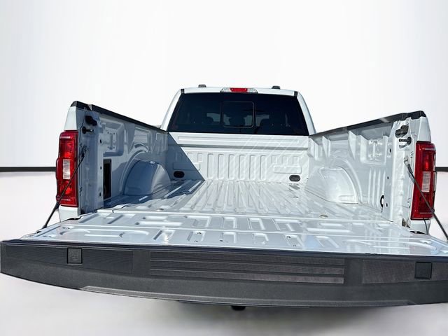 Certified 2022 Ford F150 XLT w/ Equipment Group 302A High image 26