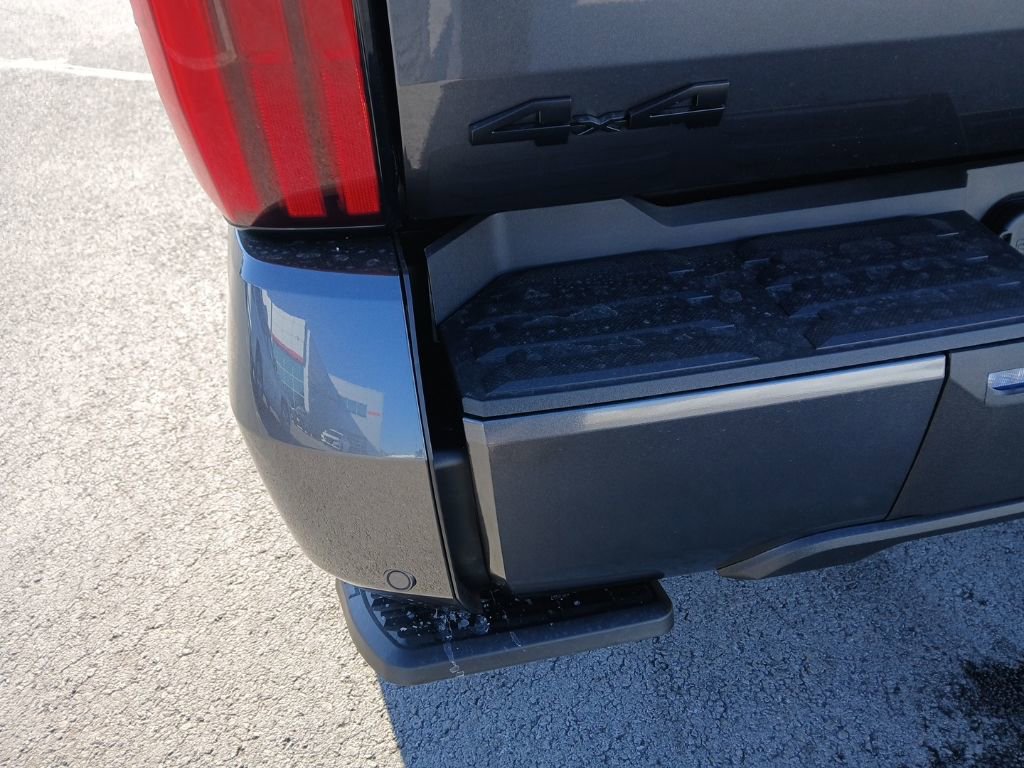 New 2026 Toyota Tundra SR5 image 12