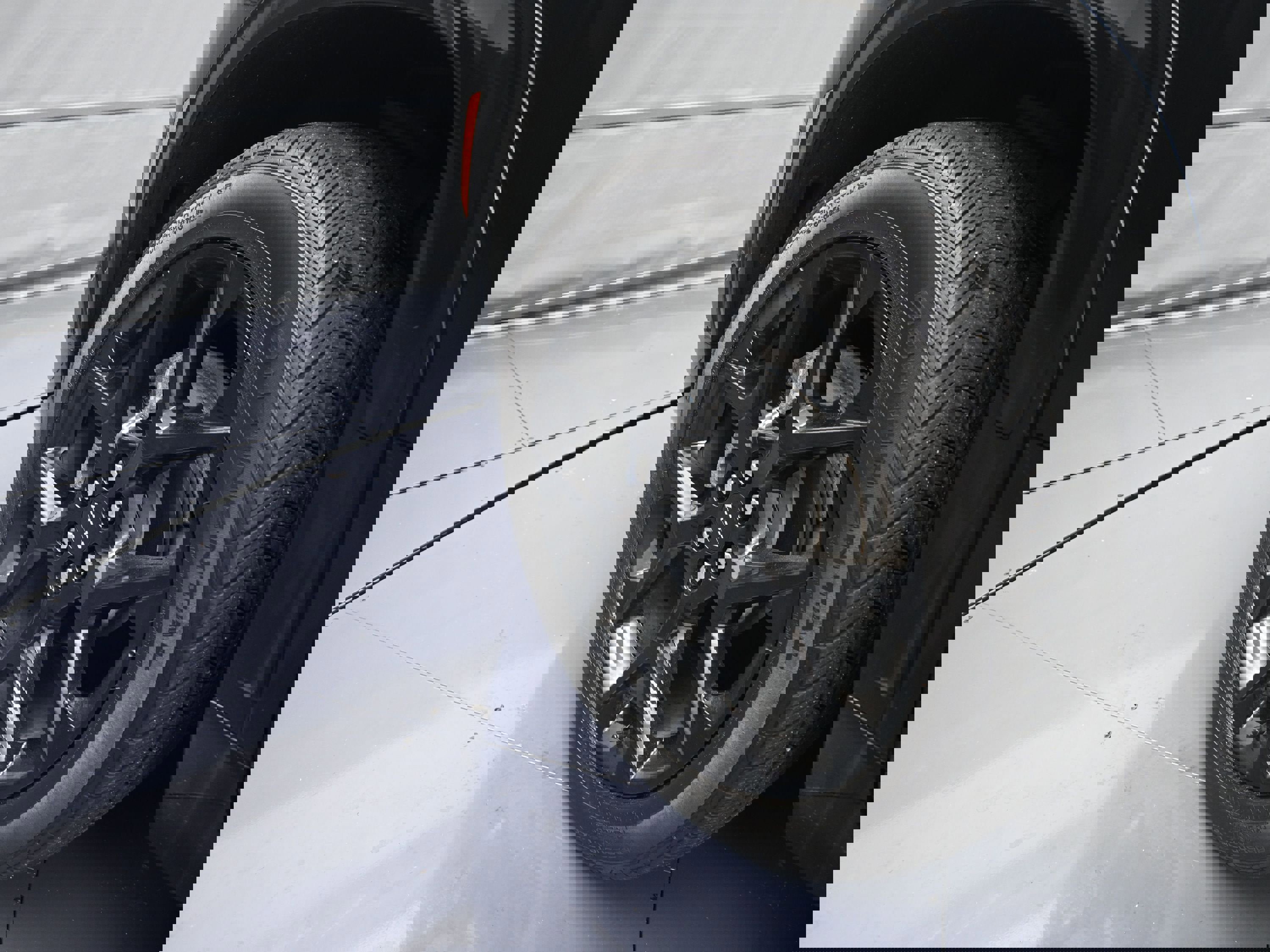 Certified 2024 Chevrolet Traverse RS w/ LPO, Floor Liner Package image 41