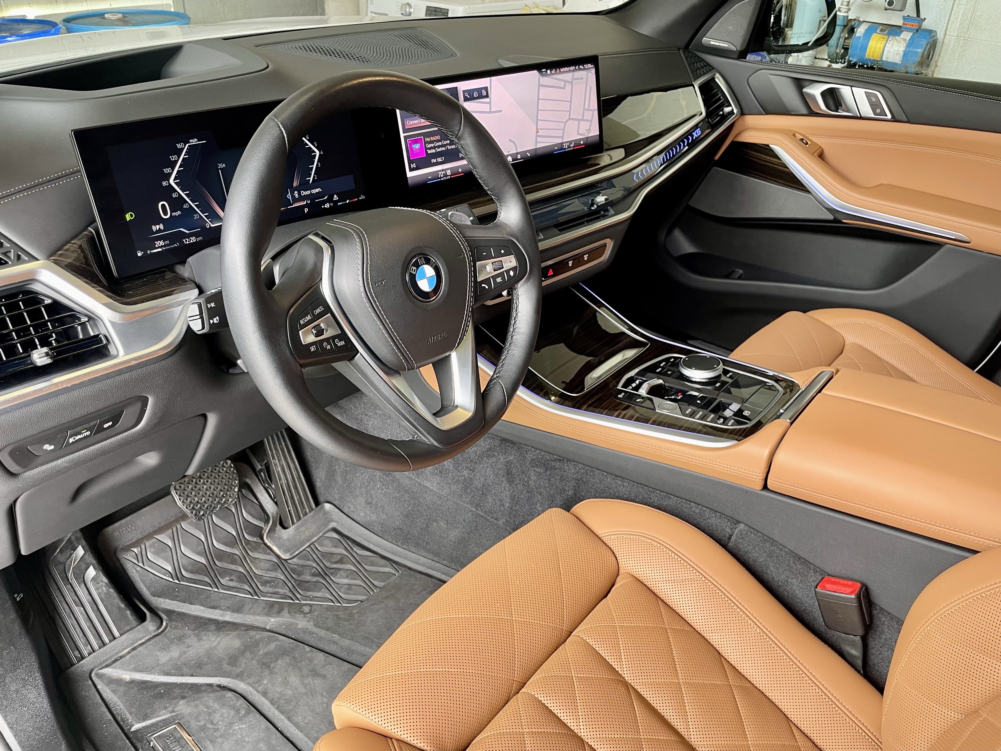 Used 2024 BMW X5 xDrive40i w/ Premium Package AWD/4WD image 13