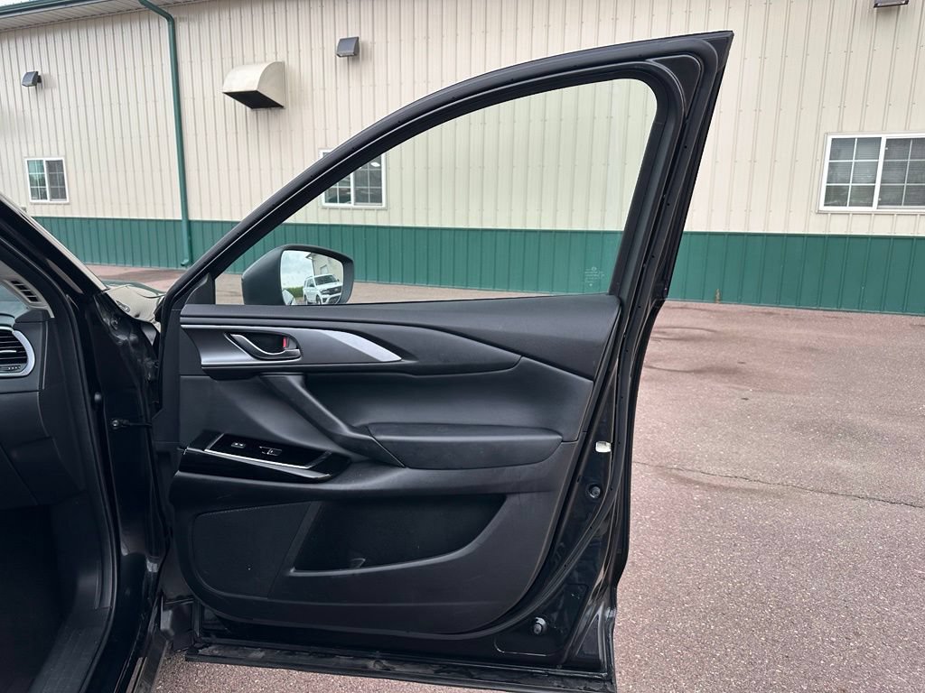 Used 2023 MAZDA CX-9 Touring AWD/4WD image 30