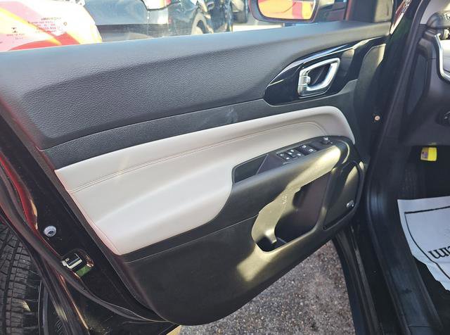 Used 2022 Jeep Compass Limited w/ Sun and Sound Group image 16