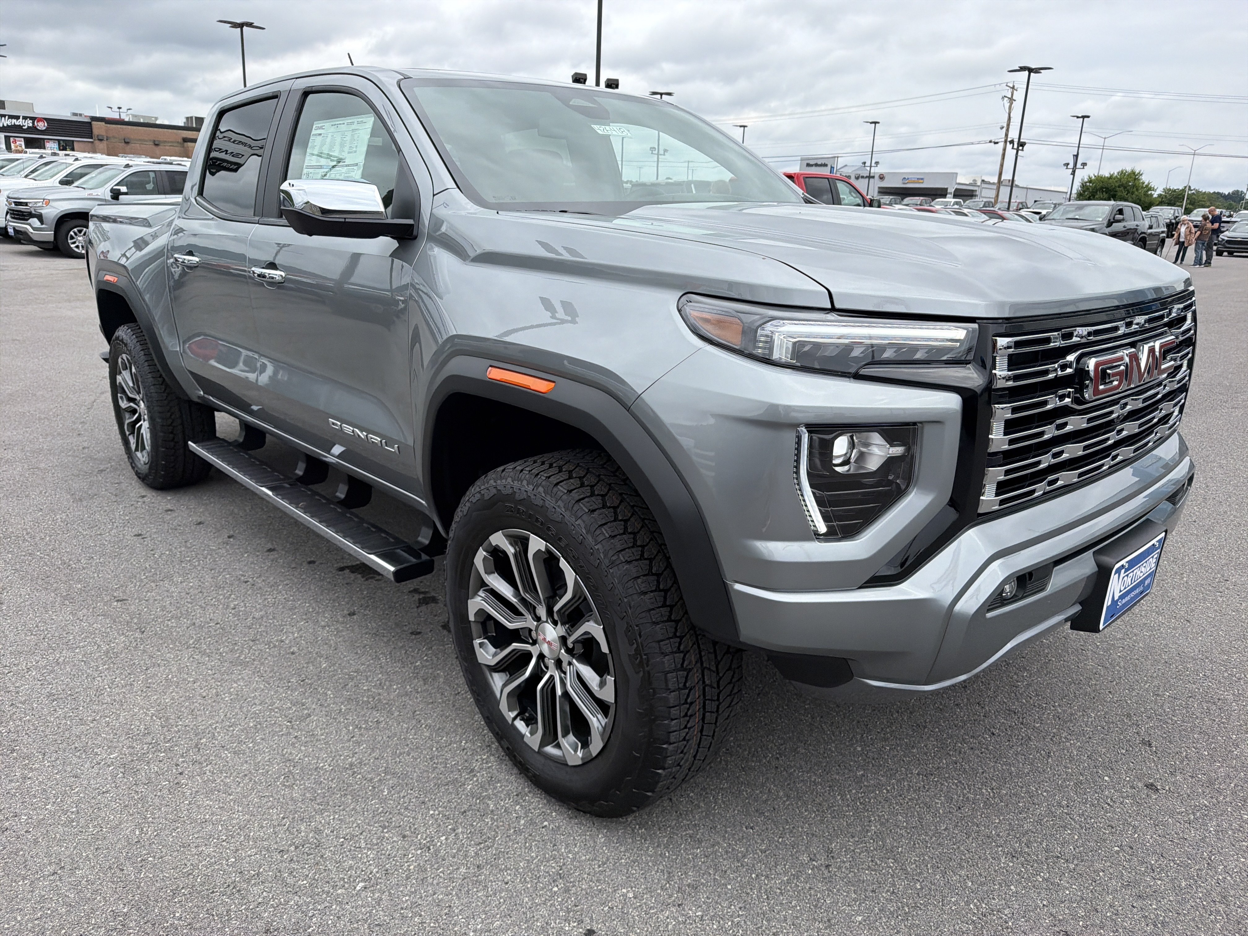 New 2026 GMC Canyon Denali AWD/4WD image 3
