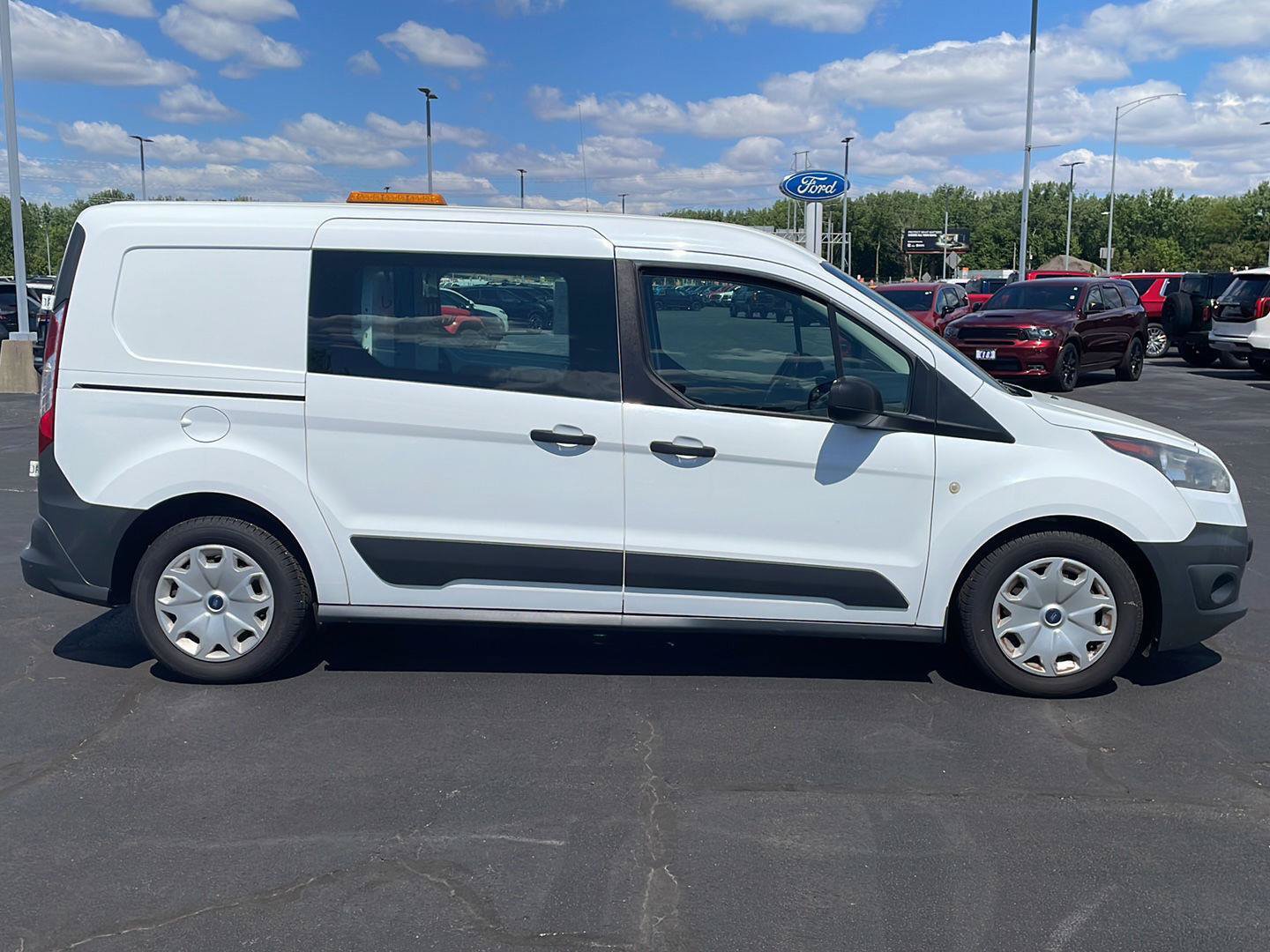 Used 2017 Ford Transit Connect XL FWD image 6