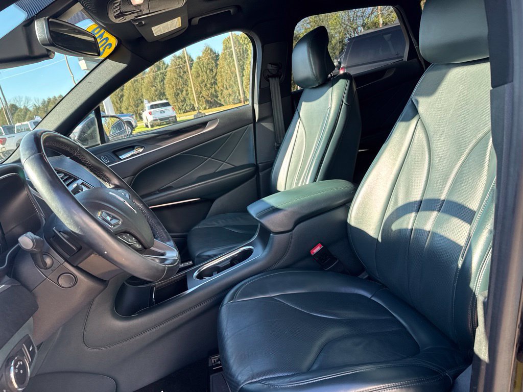 Used 2019 Lincoln MKC Reserve w/ MKC Climate Package AWD/4WD image 10