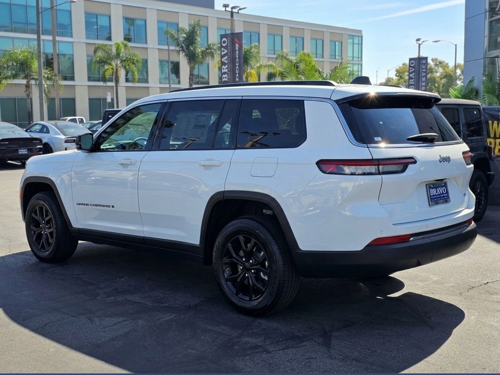 New 2026 Jeep Grand Cherokee L Altitude image 5