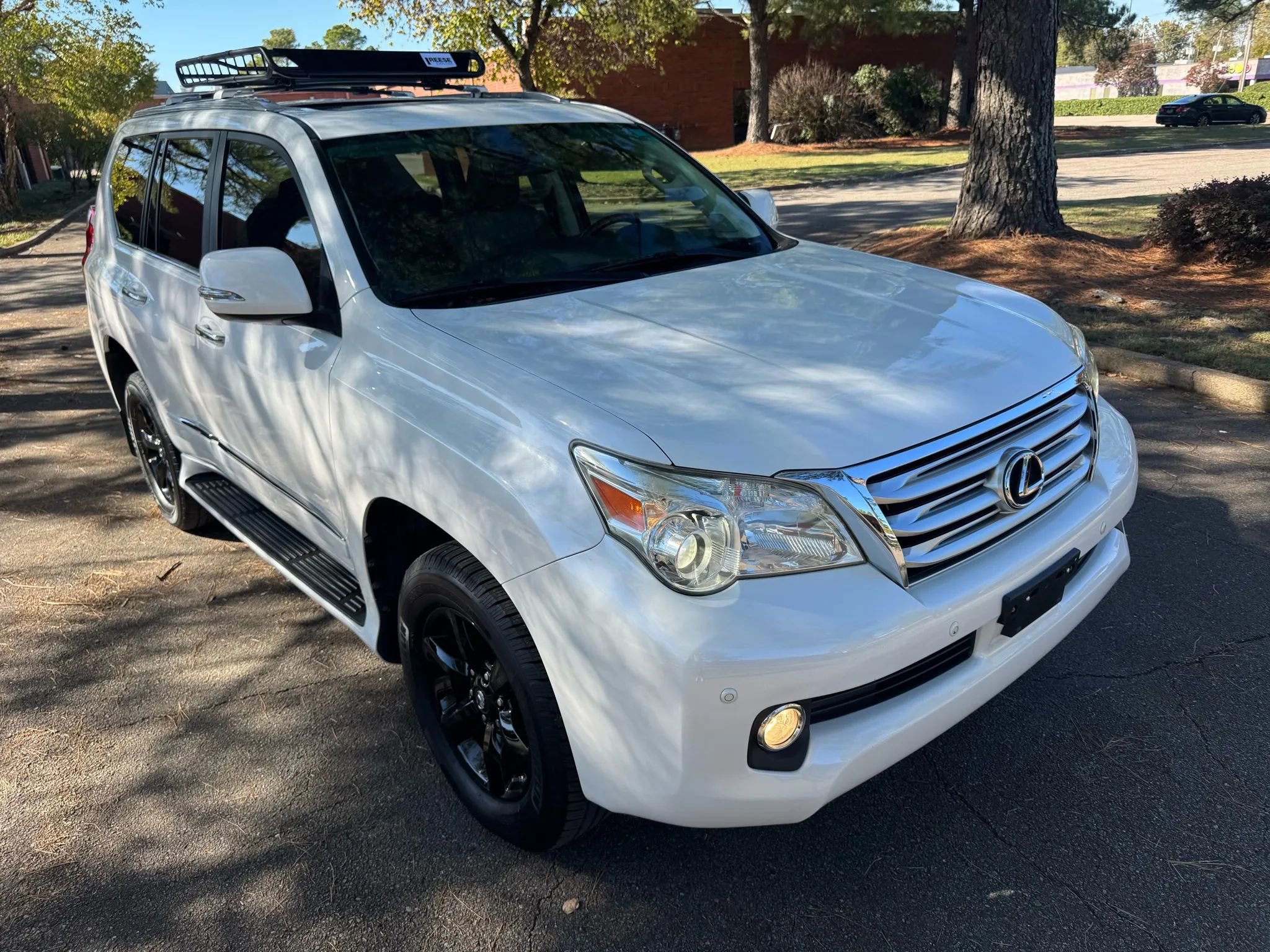 Used 2013 Lexus GX 460 image 3