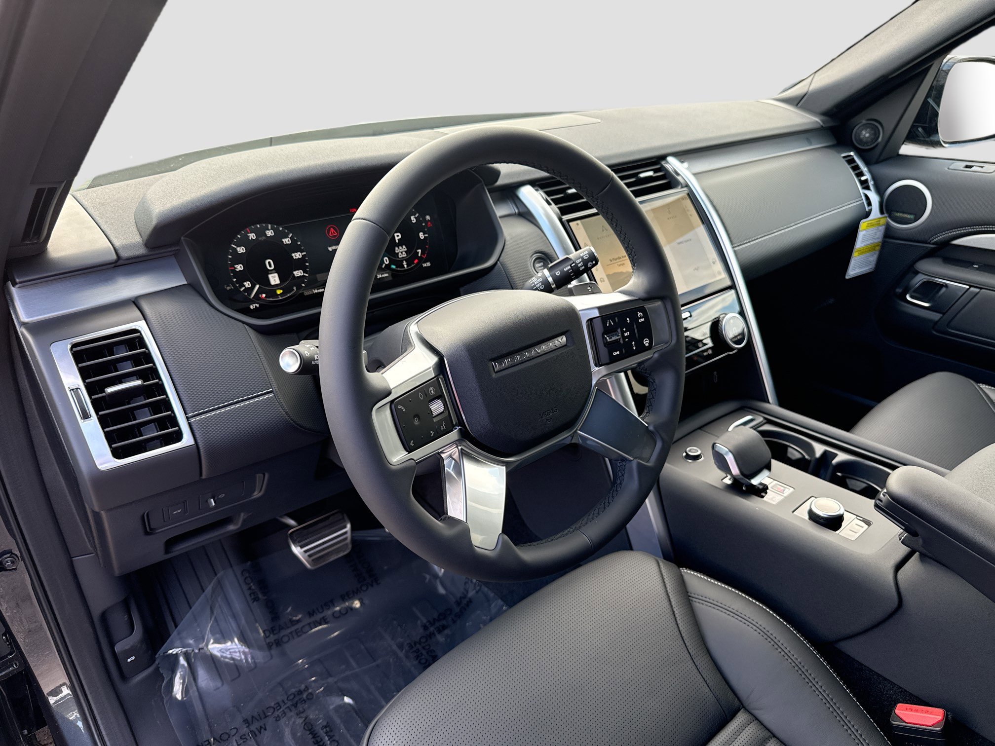 New 2026 Land Rover Discovery Limited Edition image 27