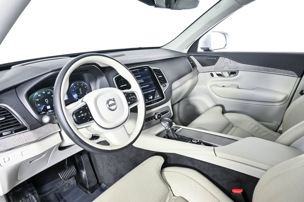 Certified 2022 Volvo XC90 T6 Inscription AWD/4WD image 6