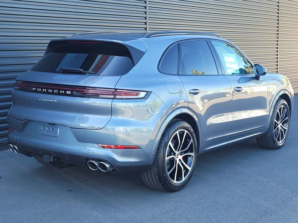 New 2026 Porsche Cayenne S image 7