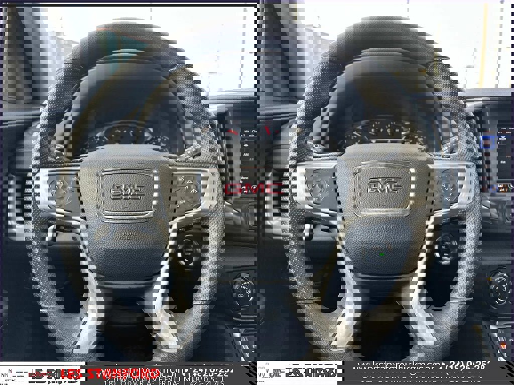 Certified 2022 GMC Terrain SLE image 21