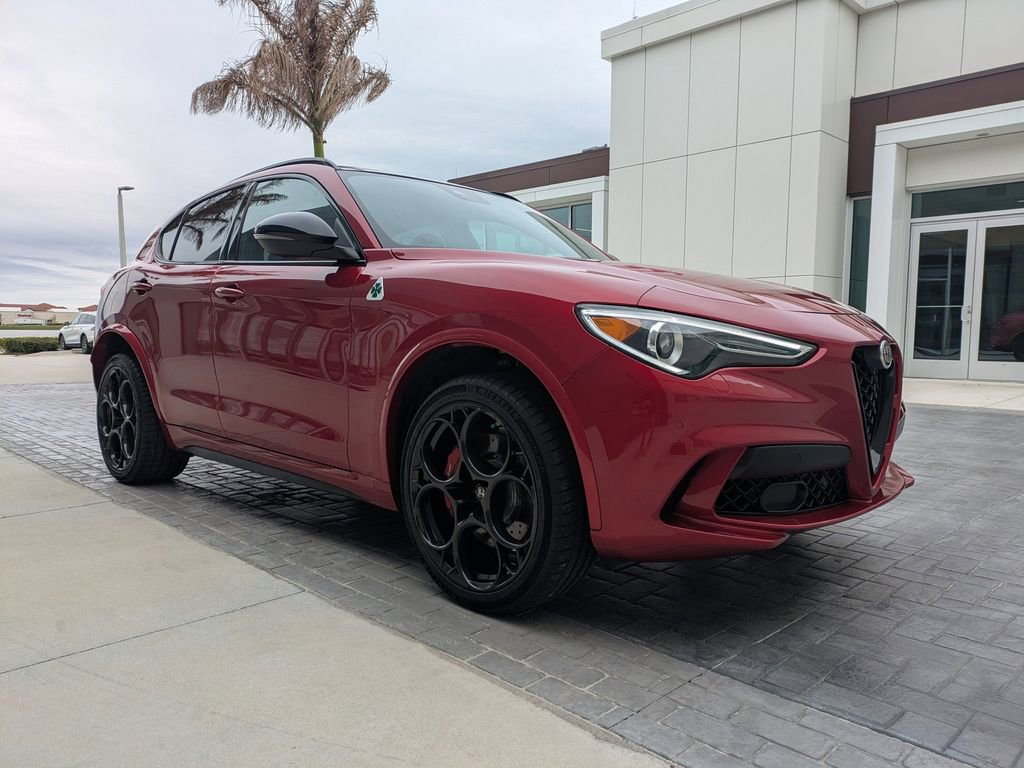 Used 2022 Alfa Romeo Stelvio Quadrifoglio w/ Active Assist Plus Package image 3