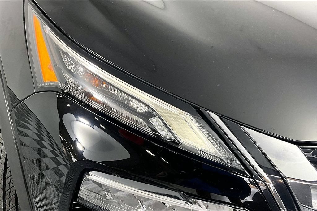 Used 2023 Nissan Rogue SV AWD/4WD image 26