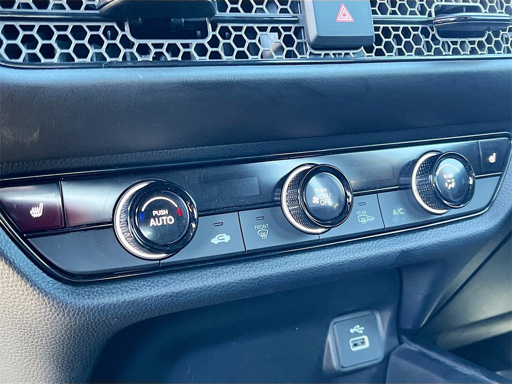 Used 2025 Honda HR-V Sport image 15