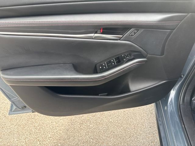 Used 2024 MAZDA MAZDA3 s image 9