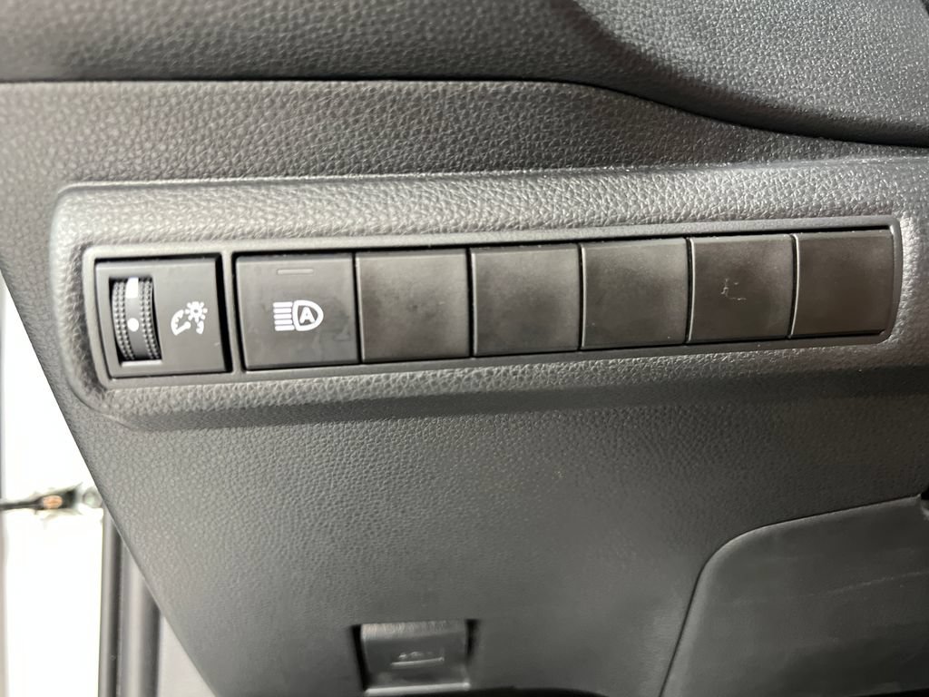 Used 2024 Toyota Corolla LE FWD image 45