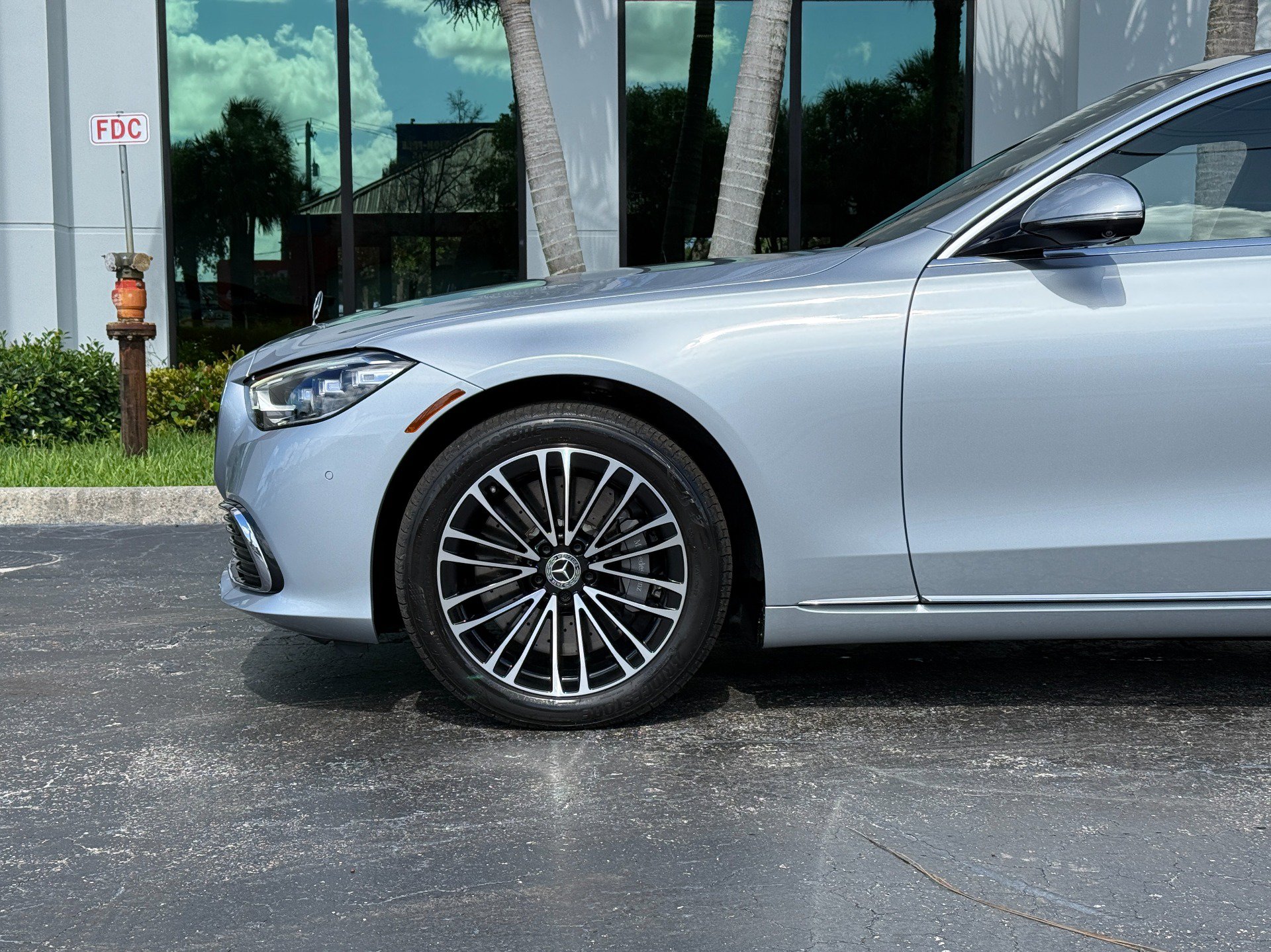 Used 2023 Mercedes-Benz S 580e 4MATIC Sedan image 14