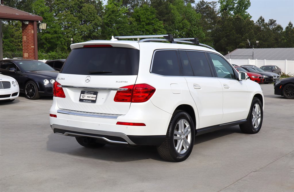 Used 2015 Mercedes-Benz GL 320 BlueTEC 4MATIC image 7