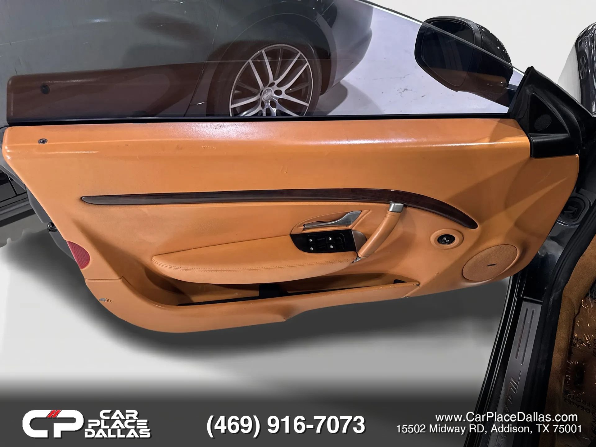 Used 2011 Maserati GranTurismo Convertible RWD image 12