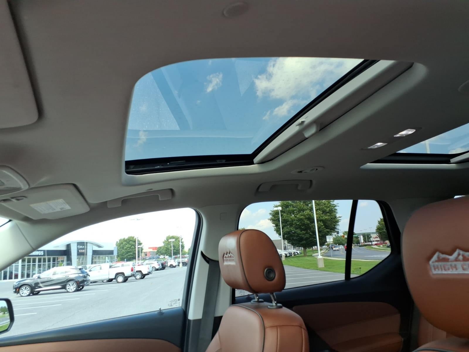 Certified 2021 Chevrolet Traverse High Country w/ LPO, Floor Liner Package AWD/4WD image 20