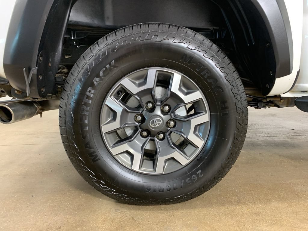 Used 2023 Toyota Tacoma TRD Off-Road AWD/4WD image 37