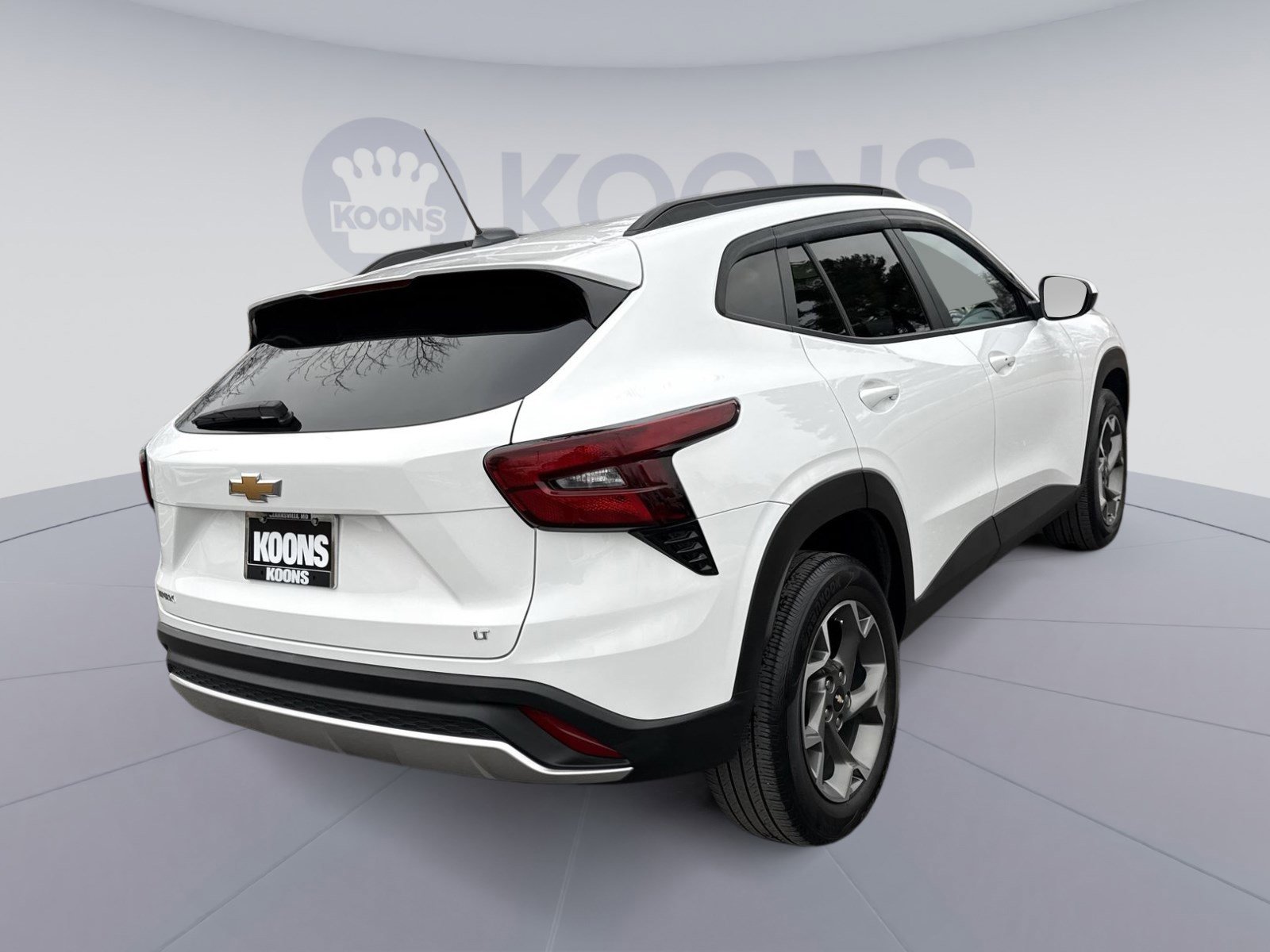 Used 2024 Chevrolet Trax LT w/ Driver Confidence Package image 7