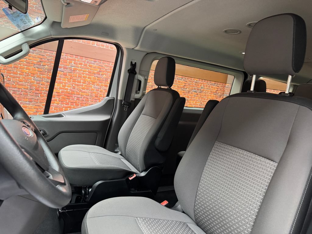 Used 2024 Ford Transit 350 XLT RWD image 22