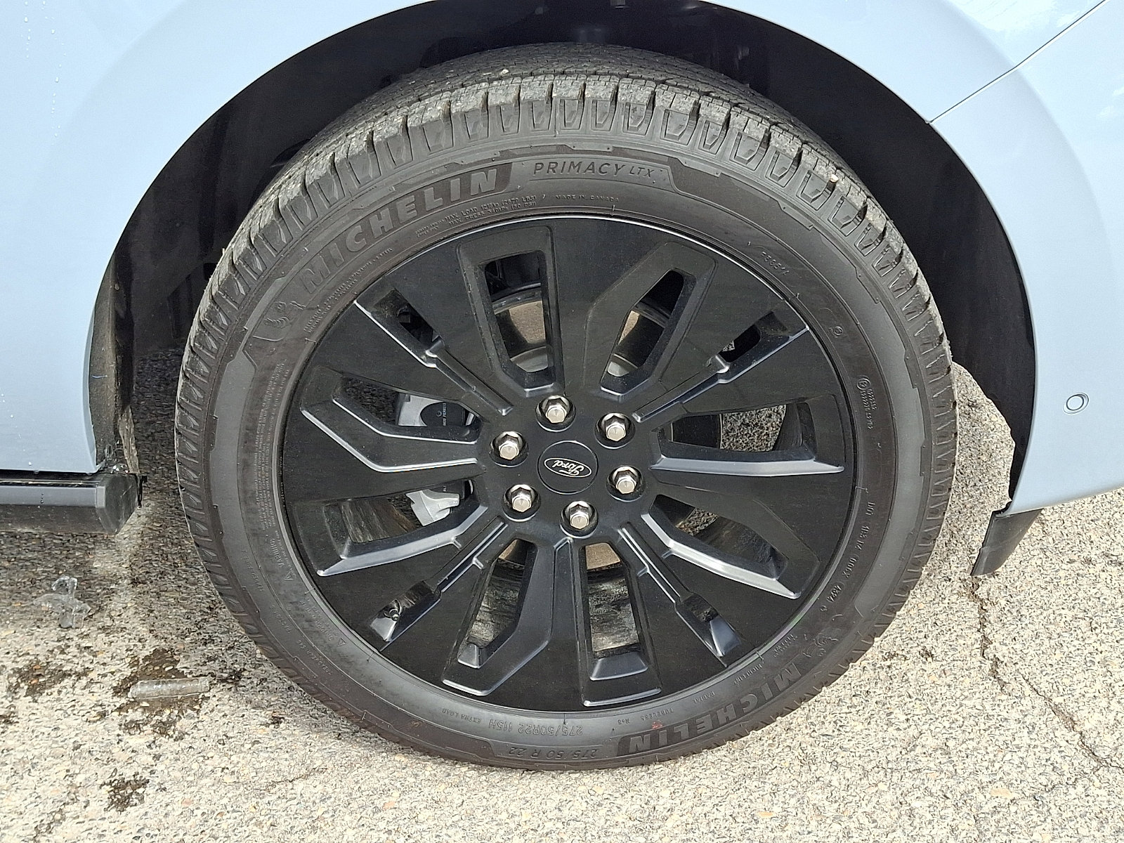 Used 2025 Ford Expedition Platinum w/ Stealth Appearance Package image 8