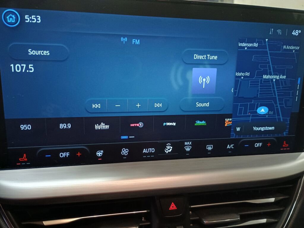 Used 2025 Ford Escape Platinum w/ Premium Technology Package image 11