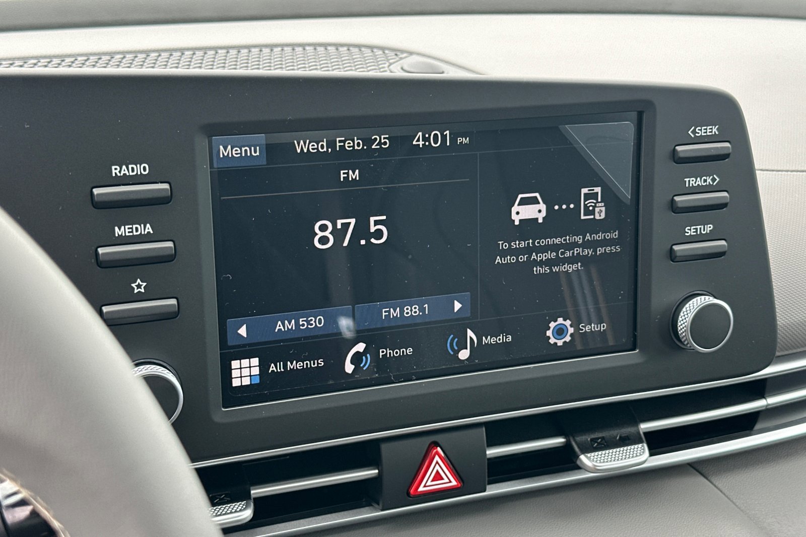 New 2026 Hyundai Elantra Sport FWD image 17
