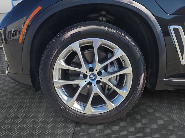 Used 2023 BMW X5 xDrive45e AWD/4WD image 37