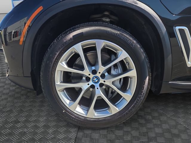 Used 2023 BMW X5 xDrive45e AWD/4WD image 37