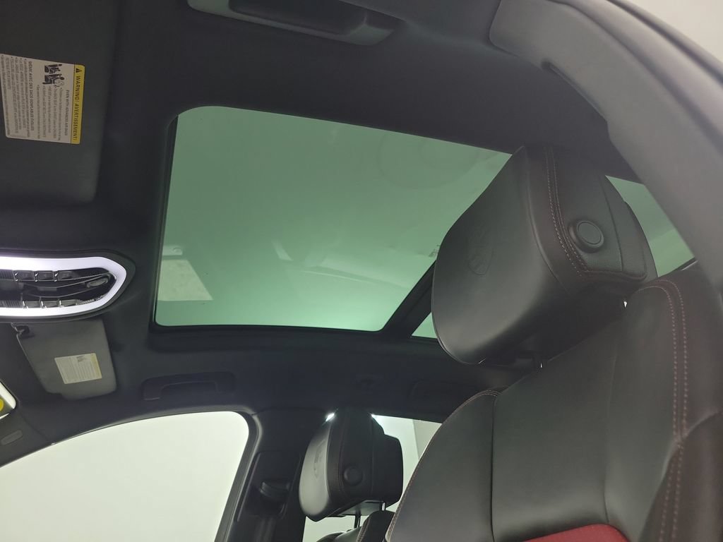 Used 2021 Porsche Macan S AWD/4WD image 22