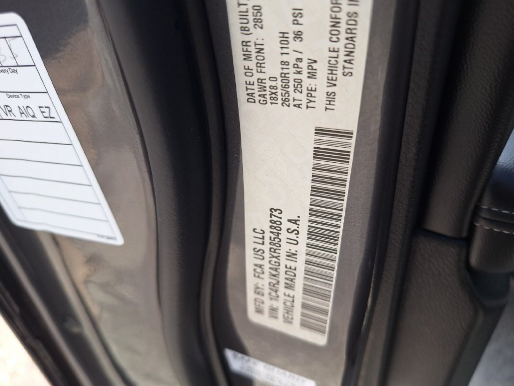 Used 2024 Jeep Grand Cherokee L Laredo AWD/4WD image 34