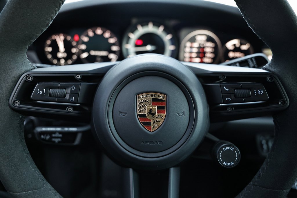 Used 2024 Porsche 911 Carrera T image 28