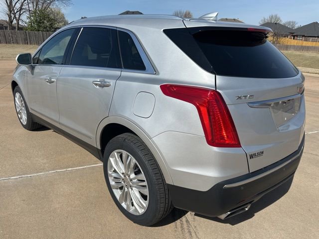 Used 2019 Cadillac XT5 Premium Luxury image 3