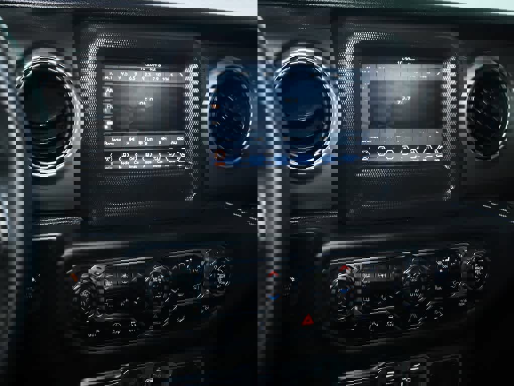 Used 2018 Jeep Wrangler Unlimited Sport S image 26