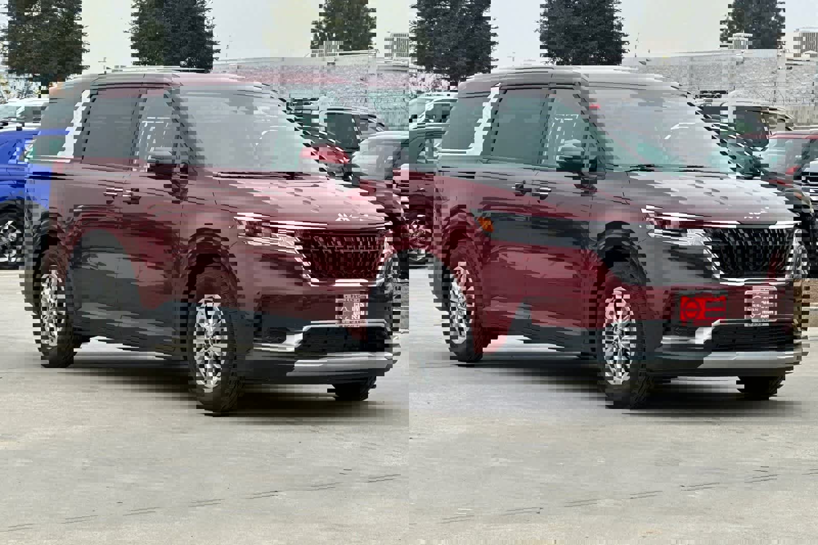 Used 2024 Kia Carnival LX image 10