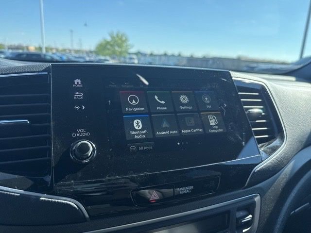 Used 2022 Honda Pilot TrailSport image 19