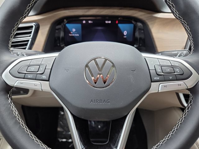 Used 2026 Volkswagen Atlas SE FWD image 34