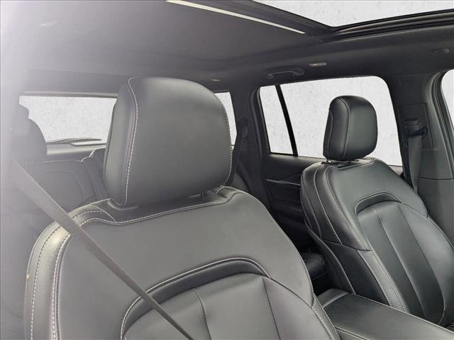 Certified 2025 Jeep Grand Cherokee Limited AWD/4WD image 19