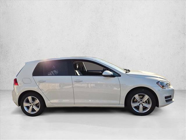 Used 2017 Volkswagen Golf Wolfsburg Edition FWD image 4
