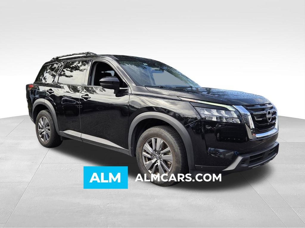 Used 2025 Nissan Pathfinder SV FWD image 1